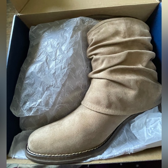 🔥 NIB White Mountain Alden Women's Mid Calf Western Bootie in Beachwood Fabric - Picture 6 of 11